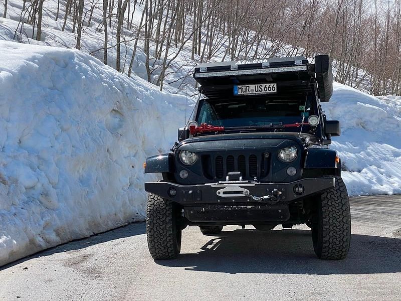 Schwarz Gebraucht 2014 Jeep Wrangler SUV | 27.000 € (Fairer Preis) - Bild 1/4