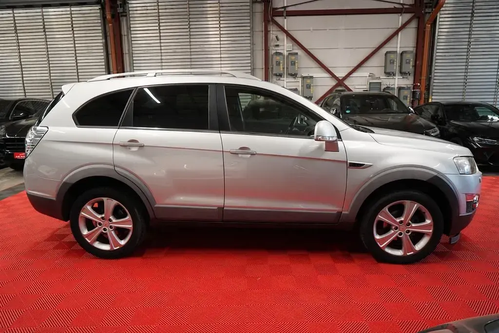 Gebraucht Chevrolet Captiva 184 PS (135 kW) 2012 Silber SUV