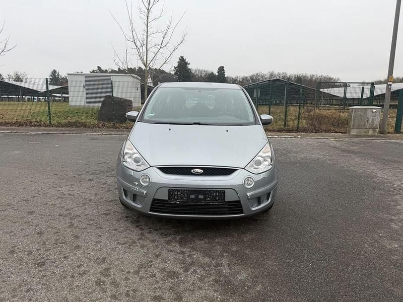 Gebraucht Ford S-MAX Trend 175 PS (128 kW) 2010 Blau Van / Kleinbus