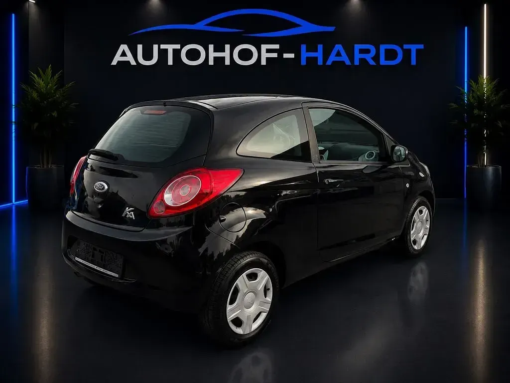 Gebraucht Ford Ka Ambiente 69 PS (50 kW) 2011 Schwarz Kleinwagen