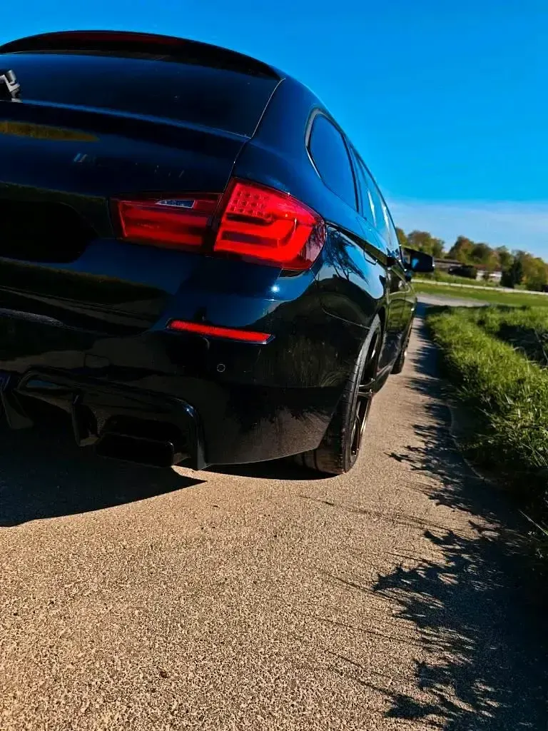 Gebraucht BMW 535 313 PS (230 kW) 2012 Blau Kombi