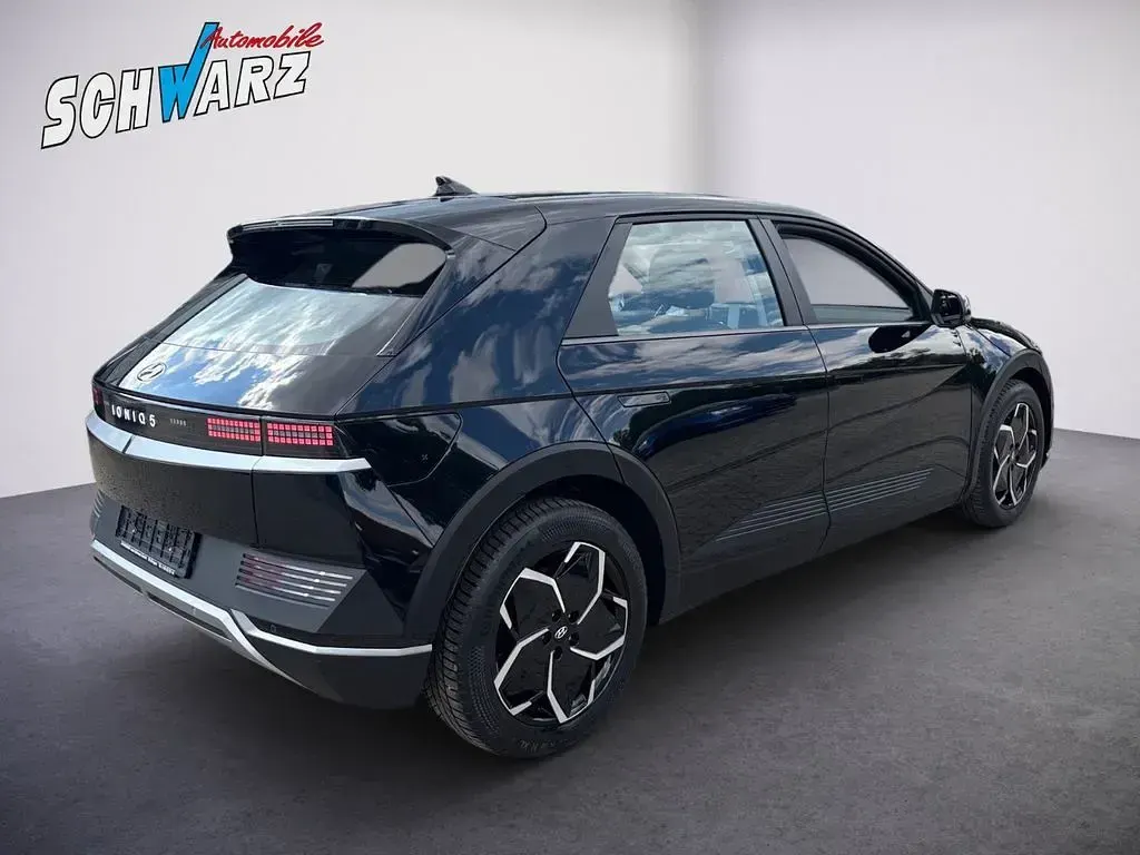 Gebraucht Hyundai Ioniq 5 Basis 167 kW (228 PS) 2023 Schwarz SUV