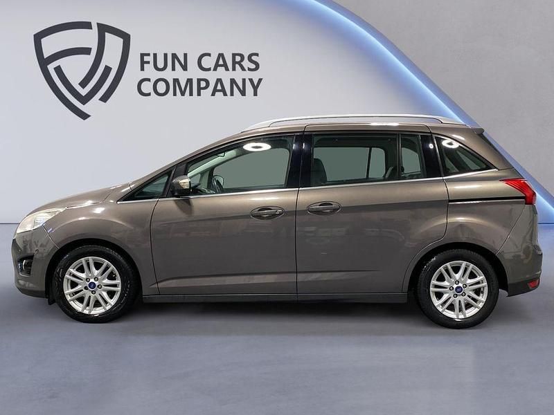 Gebraucht Ford Grand C-Max Titanium 163 PS (119 kW) 2014 Braun Van / Kleinbus