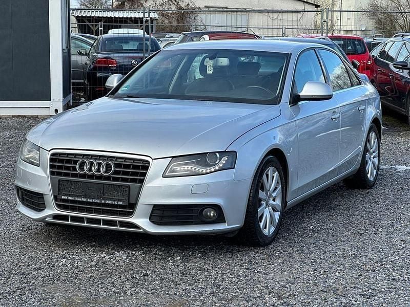 Gebraucht Audi A4 Attraction 143 PS (105 kW) 2010 Silber Limousine