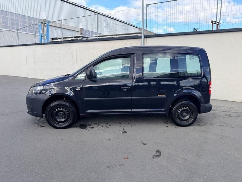 Second-hand VW Caddy 86 CP (63 kW) 2011 Negru Monovolum