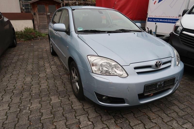 Blau Gebraucht 2006 Toyota Corolla Limousine | 4.350 € (Guter Preis) - Bild 1/4