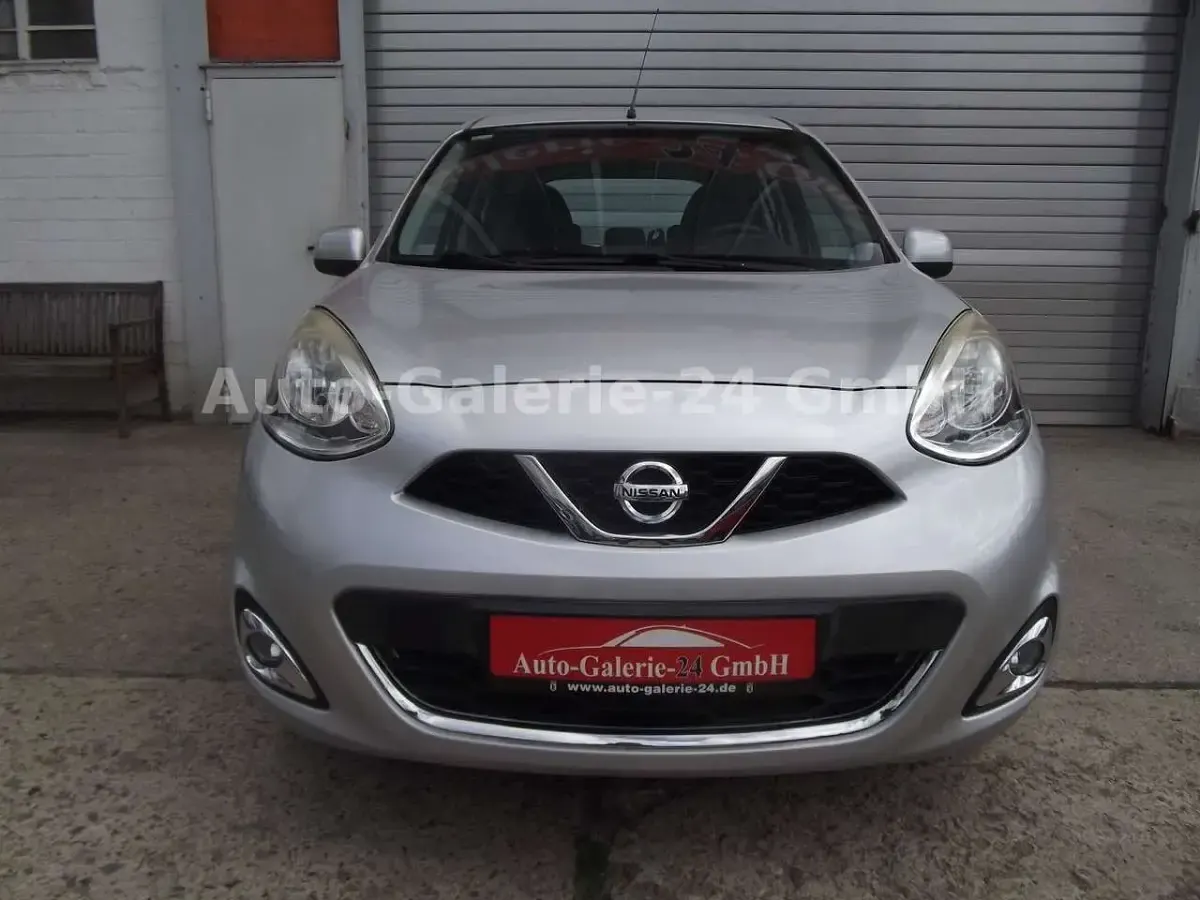 Gebraucht Nissan Micra Acenta 80 PS (58 kW) 2016 Silber Kleinwagen