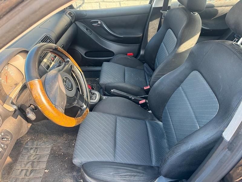 Gebraucht Seat Leon 100 PS (73 kW) 2002 Schwarz Kleinwagen