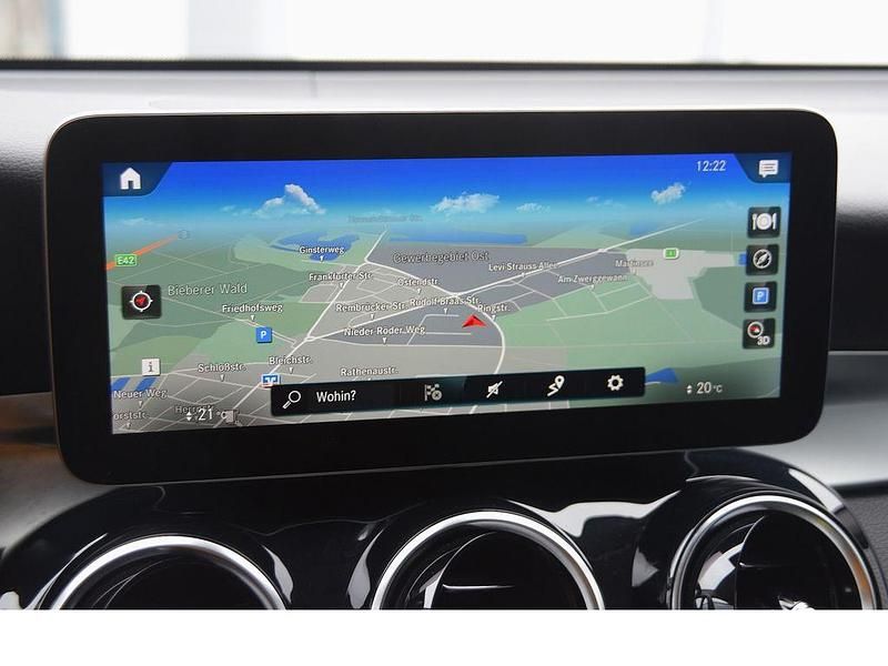 Gebraucht Mercedes GLC220 194 PS (142 kW) 2022 Schwarz SUV