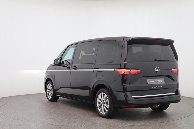 Neu VW Multivan Style 150 PS (110 kW) 2025 Schwarz Van