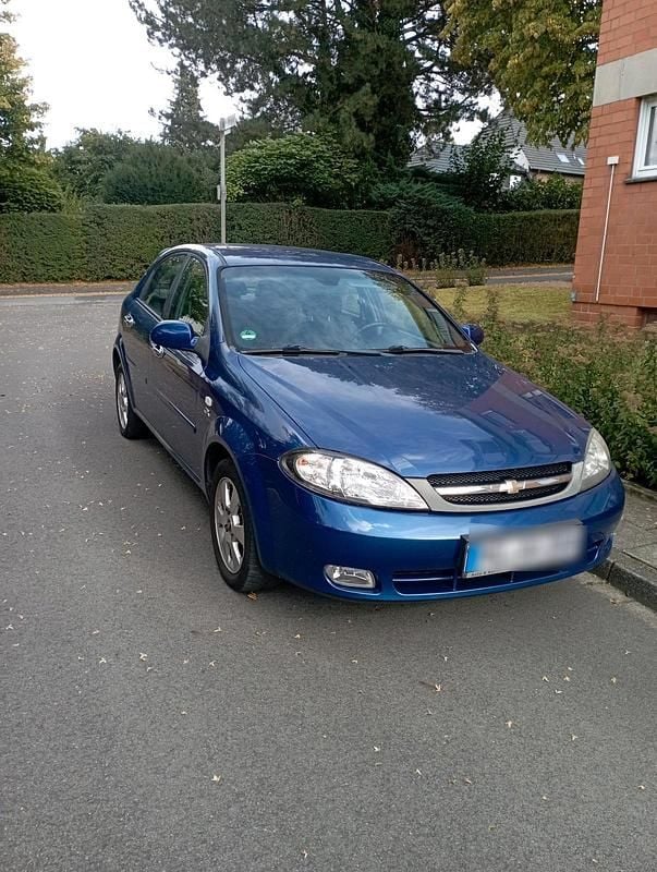 Blau Gebraucht 2010 Chevrolet Lacetti Kombi | 3.600 € - Bild 1/4