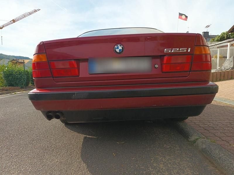 Gebraucht BMW 525 192 PS (141 kW) 1993 Limousine