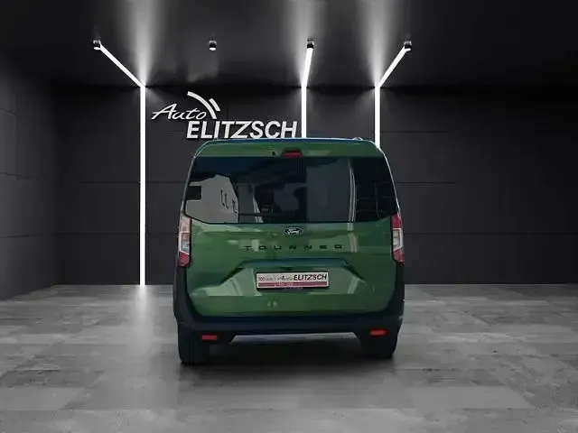 Gebraucht Ford Tourneo Courier Active 125 PS (91 kW) 2025 Bursting greenbursting green Van / Kleinbus