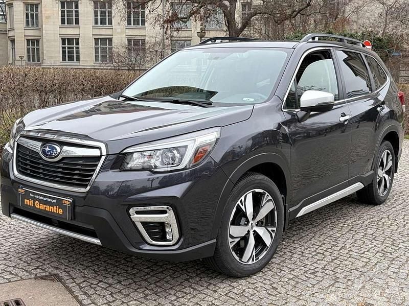 Schwarz Gebraucht 2021 Subaru Forester Exclusive+ SUV | 23.950 € - Bild 1/4