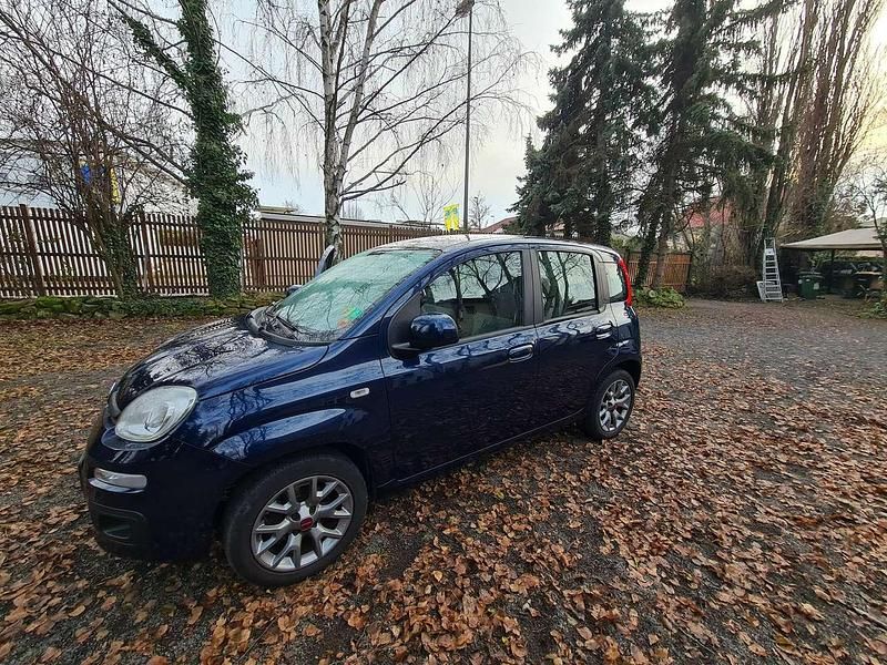 Blau Gebraucht 2018 Fiat Panda Lounge Kombi | 6.200 € (Guter Preis) - Bild 1/4