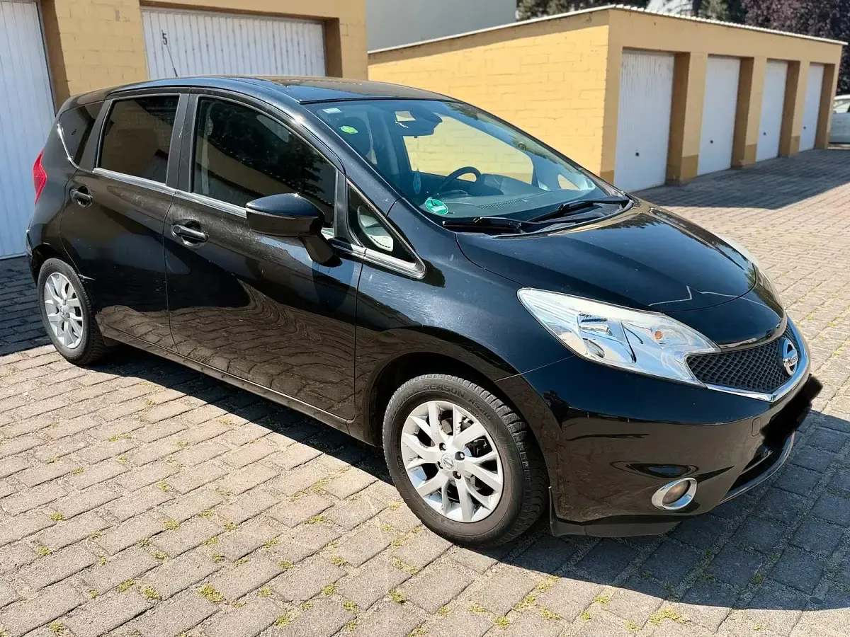 Gebraucht Nissan Note 90 PS (66 kW) 2015 Schwarz Kleinwagen