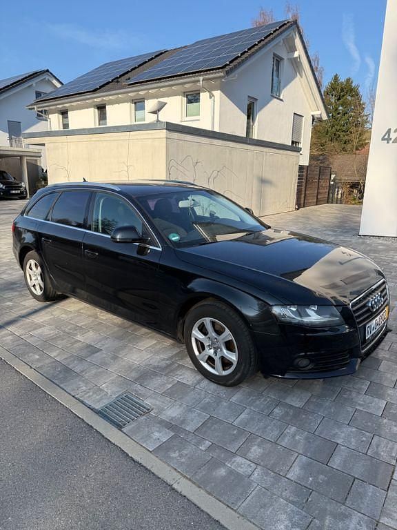 Gebraucht Audi A4 Attraction 143 PS (105 kW) 2009 Schwarz Kombi