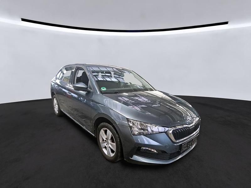 Gebraucht Skoda Scala Cool Plus 95 PS (69 kW) 2021 Grau Kleinwagen