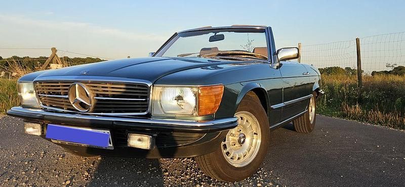 Grün Gebraucht 1984 Mercedes SL500 Cabrio | 32.900 € - Bild 1/4