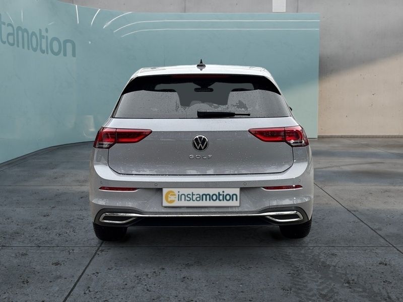 Gebraucht VW Golf VIII Move 150 PS (110 kW) 2024 Grau Limousine