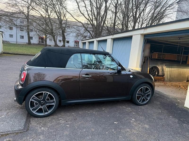 Gebraucht Mini Cooper Cabriolet 122 PS (89 kW) 2010 Braun Cabrio