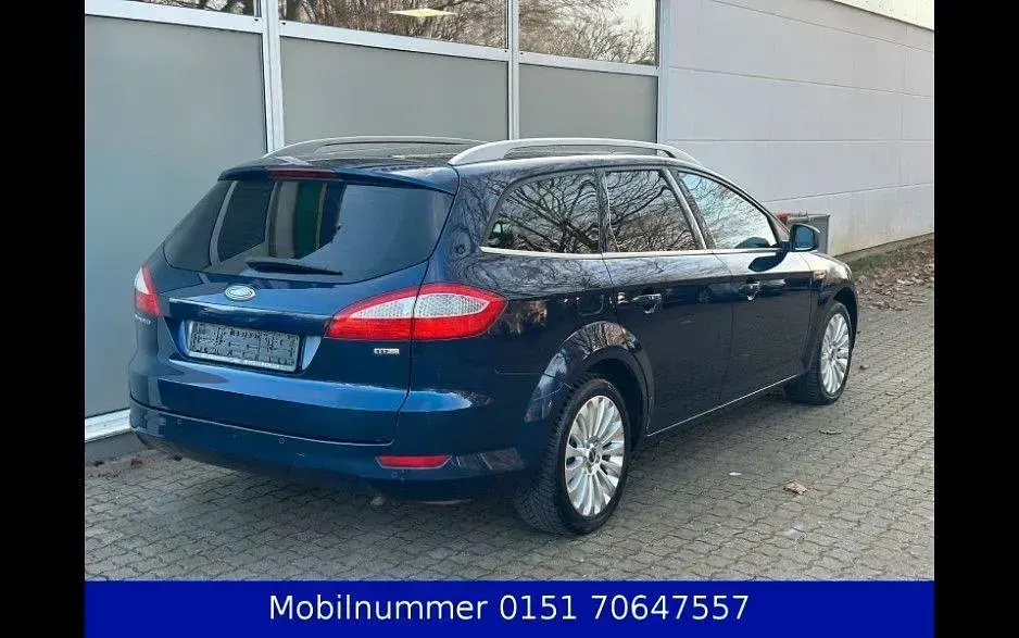 Gebraucht Ford Mondeo Titanium 175 PS (128 kW) 2010 Blau Kombi