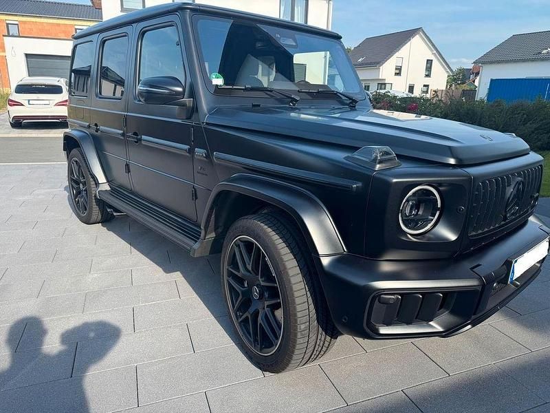 Schwarz Gebraucht 2024 Mercedes G63 AMG AMG SUV | 219.500 € - Bild 1/4