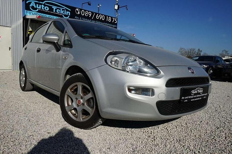 Silber Gebraucht 2017 Fiat Punto Pop Kleinwagen | 5.790 € (Fairer Preis) - Bild 1/3