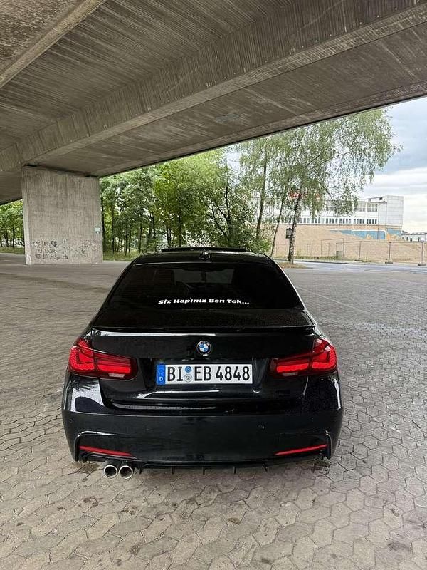 Gebraucht BMW 320 M Sport 184 PS (135 kW) 2013 Schwarz Limousine