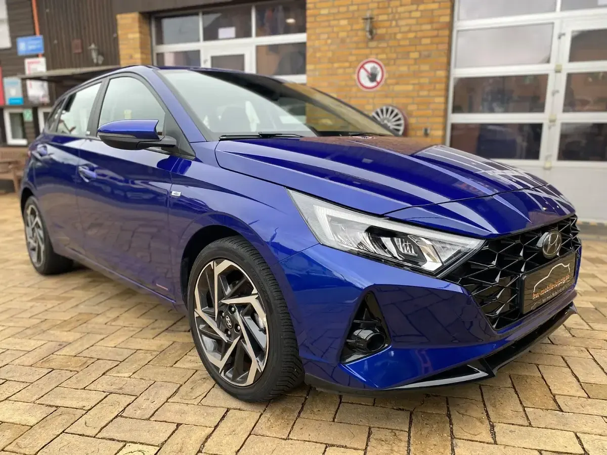Gebraucht Hyundai i20 Intro Edition 101 PS (74 kW) 2021 Kleinwagen