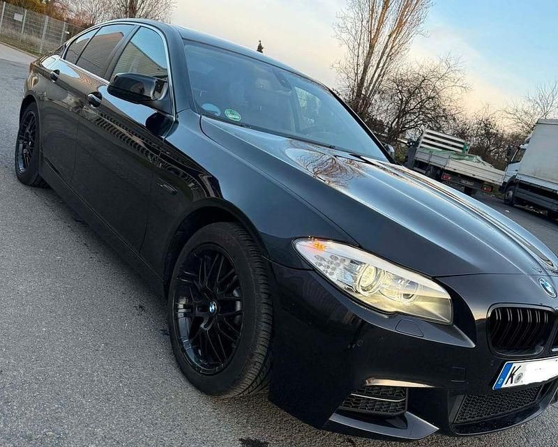 Gebraucht BMW 523 M Sport 204 PS (150 kW) 2010 Schwarz Limousine