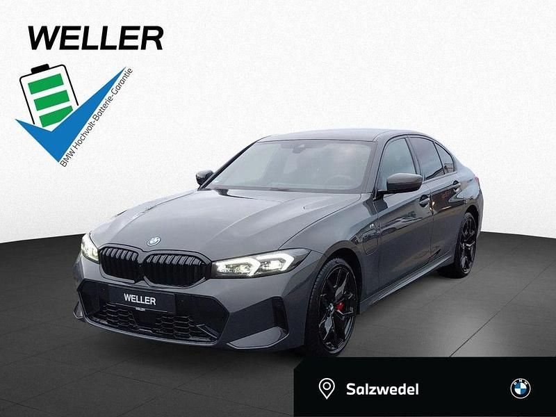 Grau Gebraucht 2025 BMW 330e M Sport Limousine | 47.850 € (Etwas zu teuer) - Bild 1/4