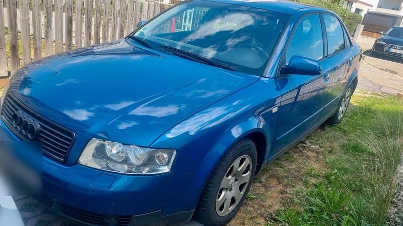 Blau Gebraucht 2001 Audi A4 Limousine | 1.990 € (Fairer Preis) - Bild 1/4