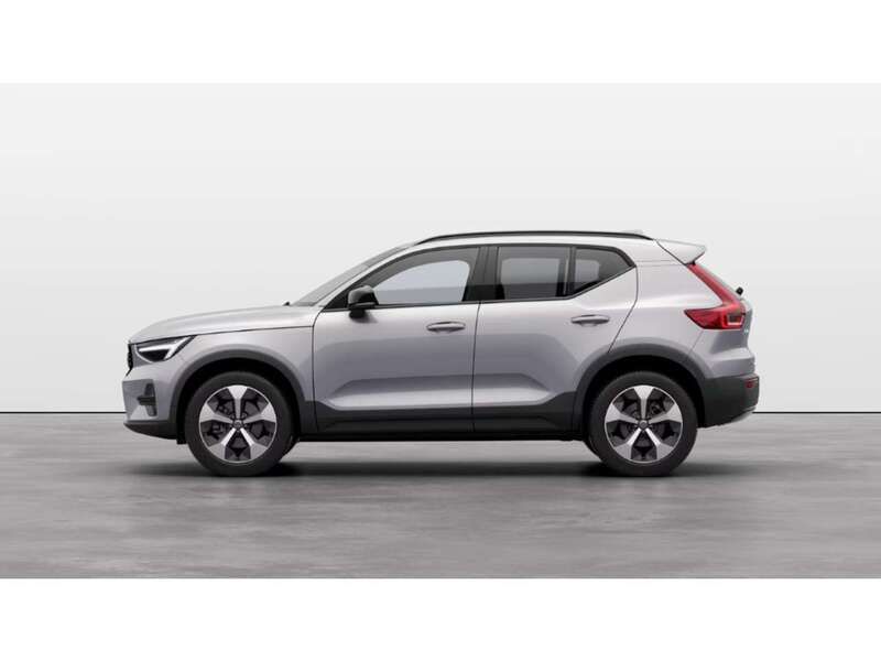Gebraucht Volvo XC40 Plus 197 PS (144 kW) 2024 Silber SUV