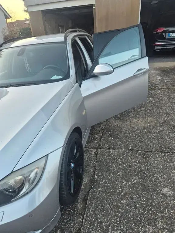 Gebraucht BMW 320 170 PS (125 kW) 2005 Silber Kombi