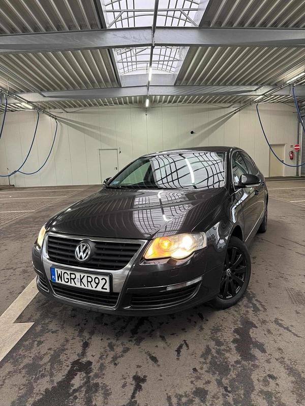 Gebraucht VW Passat 170 PS (125 kW) 2007 Braun Limousine