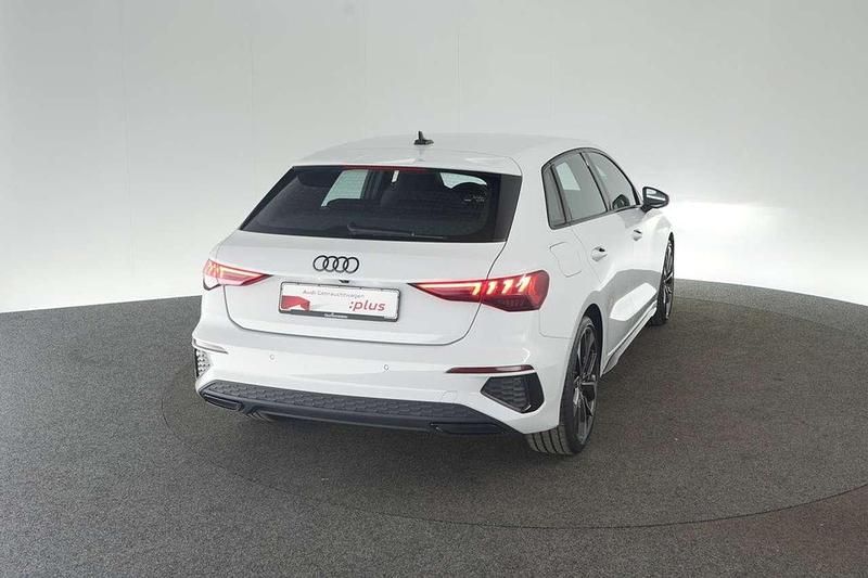 Usado Audi A3 S-Line 150 HP (110 kW) 2024 Branco Sedan