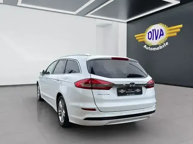 Gebraucht Ford Mondeo Titanium 150 PS (110 kW) 2018 Weiß Kombi