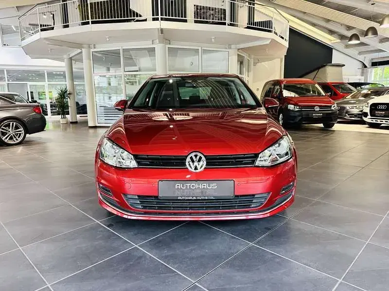 Gebraucht VW Golf VII LOUNGE 125 PS (91 kW) 2015 Limousine