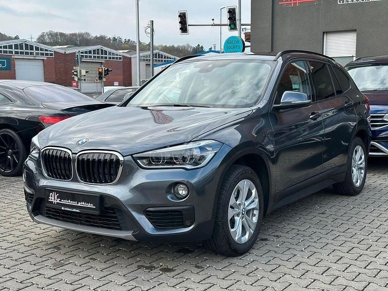 Gebraucht BMW X1 Advantage 190 PS (139 kW) 2016 Grau SUV