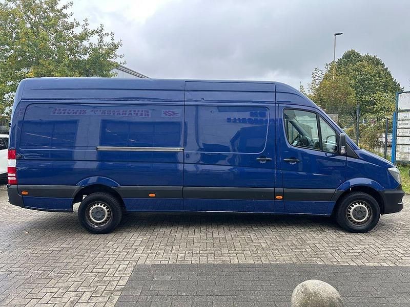 Gebraucht Mercedes Sprinter 129 PS (94 kW) 2015 Blau Van