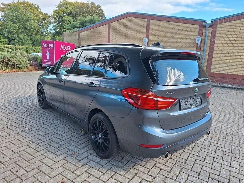 Gebraucht BMW 220 Sport Line 190 PS (139 kW) 2018 Grau Kombi