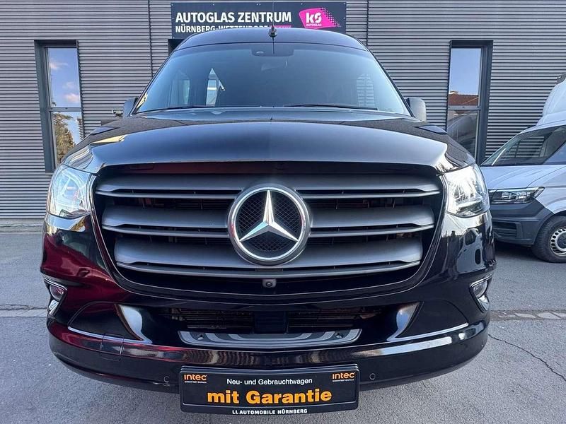 Gebraucht Mercedes Sprinter 190 PS (139 kW) 2023 Schwarz Van