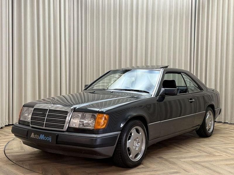 Gebraucht Mercedes 200 132 PS (97 kW) 1990 Grau