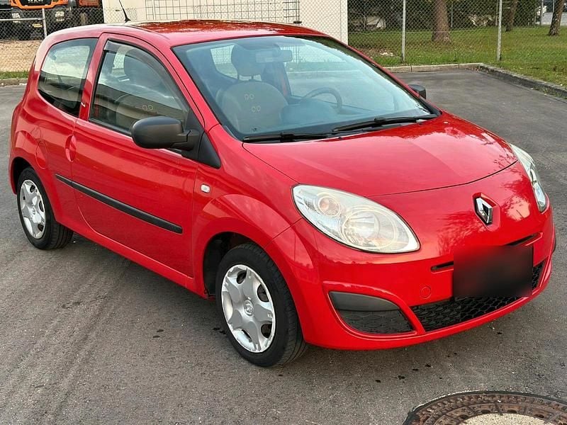Rot Gebraucht 2010 Renault Twingo Kleinwagen | 2.200 € (Guter Preis) - Bild 1/4