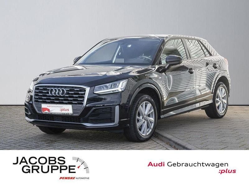 Mythosschwarz metallic Gebraucht 2020 Audi Q2 Design SUV | 18.780 € (Fairer Preis) - Bild 1/4