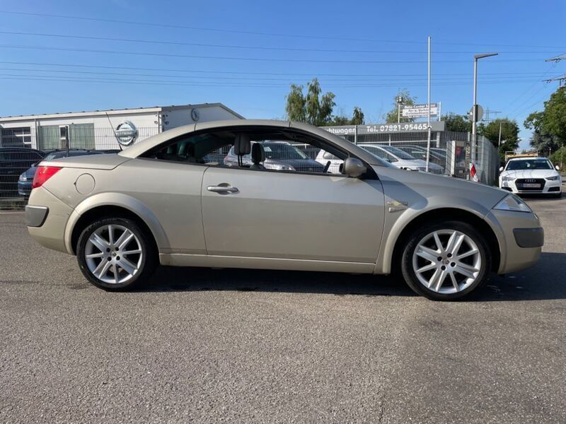 Gebraucht Renault Mégane Cabriolet Privilege 163 PS (119 kW) 2005 Beige Cabrio