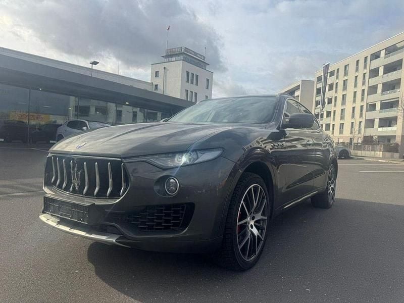 Gebraucht Maserati Levante 275 PS (202 kW) 2017 Grau SUV