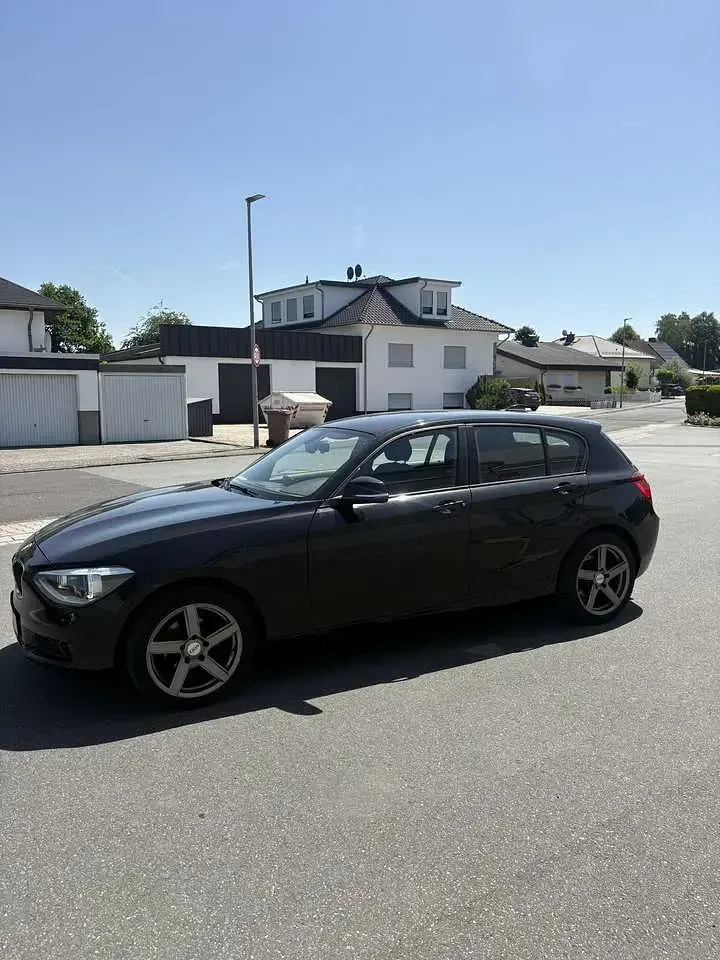 Gebraucht BMW 118 143 PS (105 kW) 2014 Schwarz ii Kleinwagen
