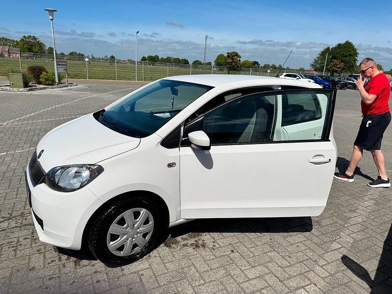 Weiß Gebraucht 2012 Skoda Citigo Kleinwagen | 1.650 € (Superpreis) - Bild 1/4
